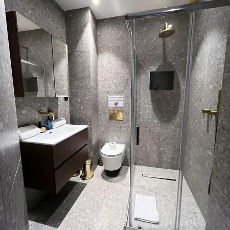 141 - Urban Beautiful Flat Near Champs-elysees